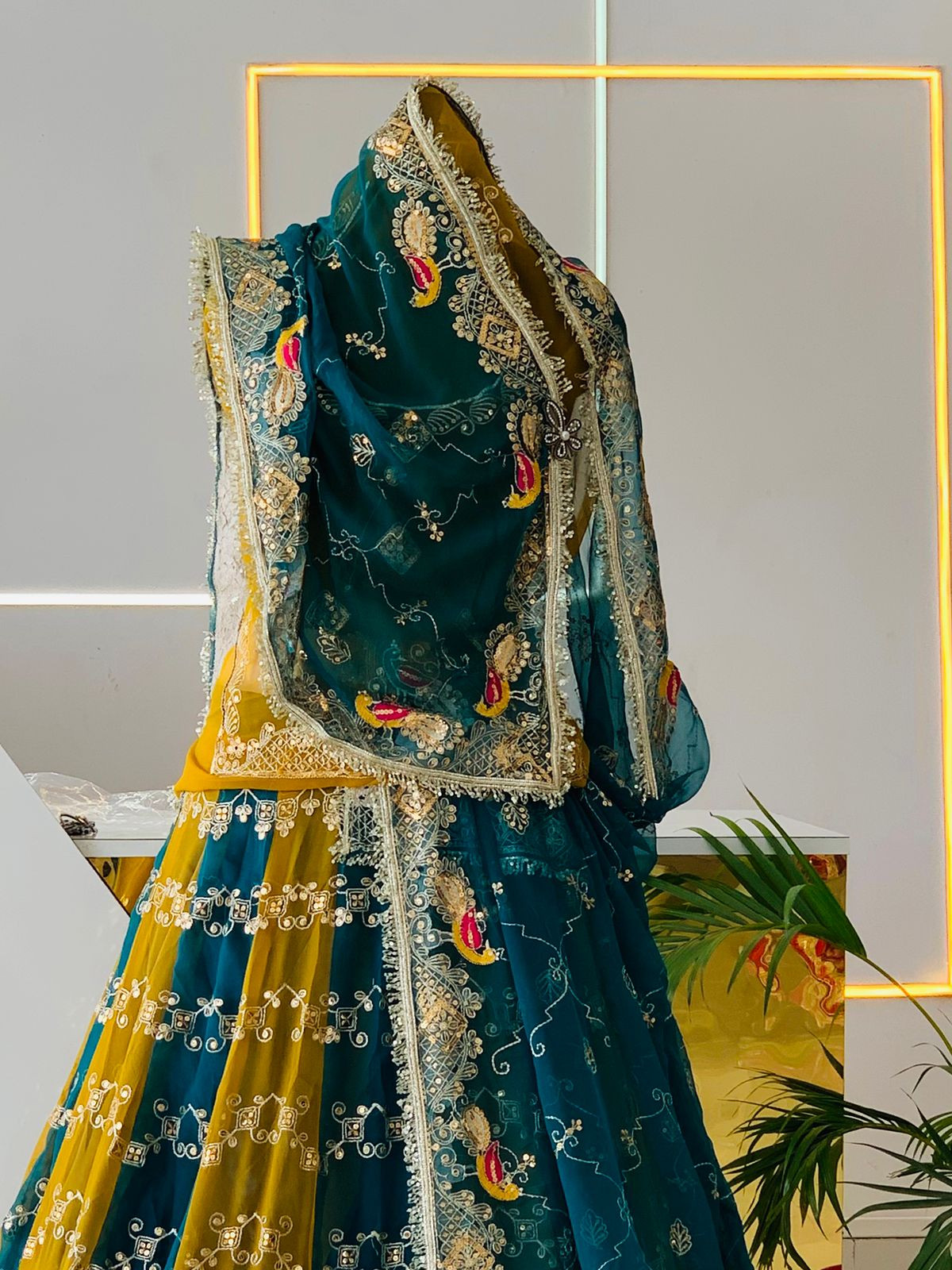 Gherdar poshak