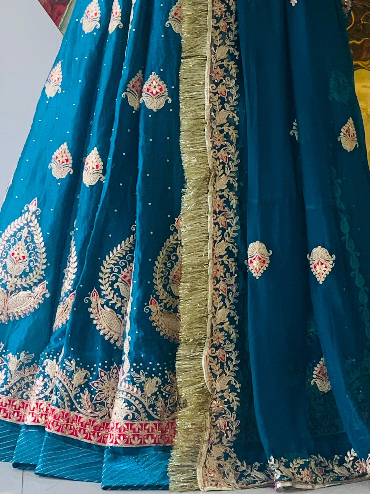 Gajmoti poshak