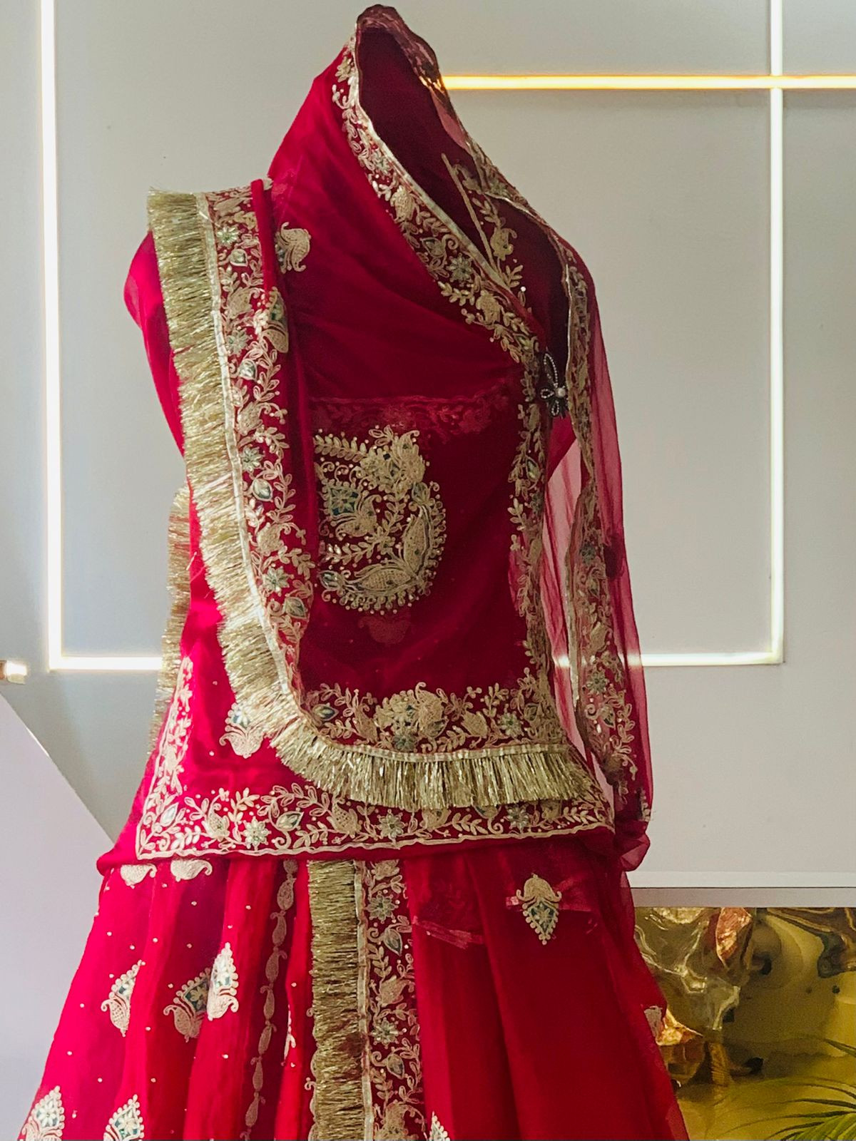 Gajmoti poshak
