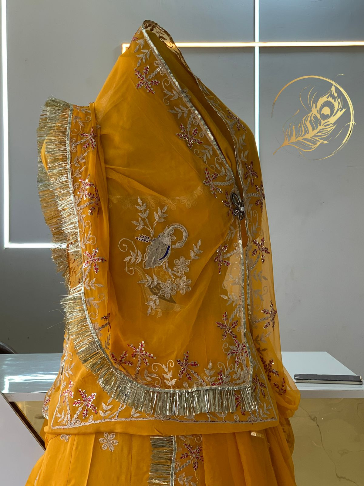Kunjkali poshak