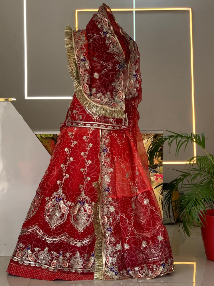 Image of MORNI  POSHAK