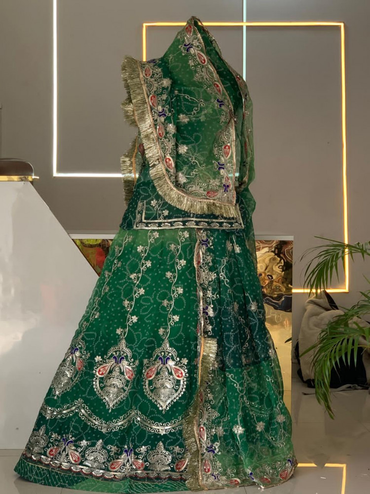 Image of MORNI POSHAK