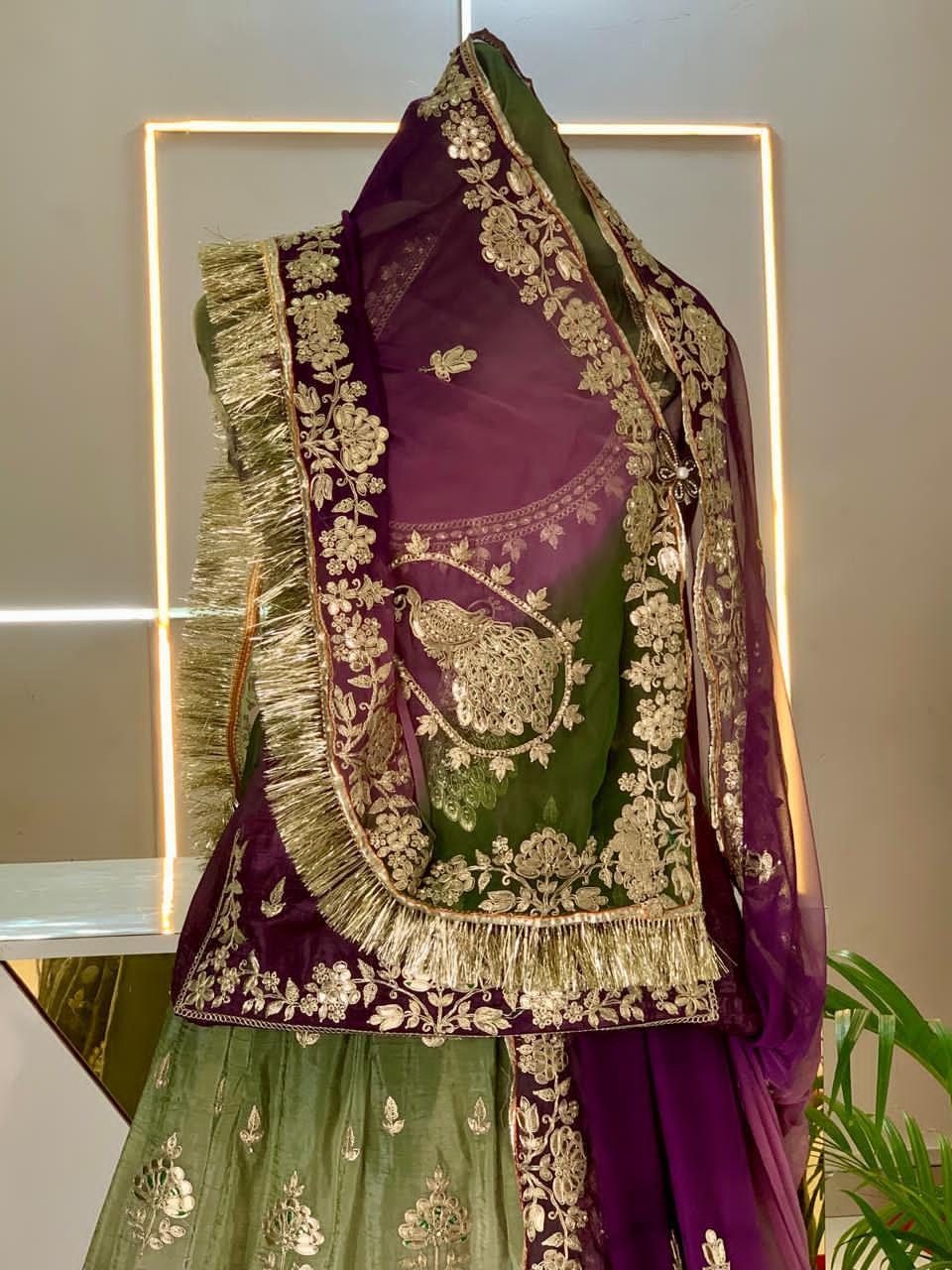RAATRANI POSHAK