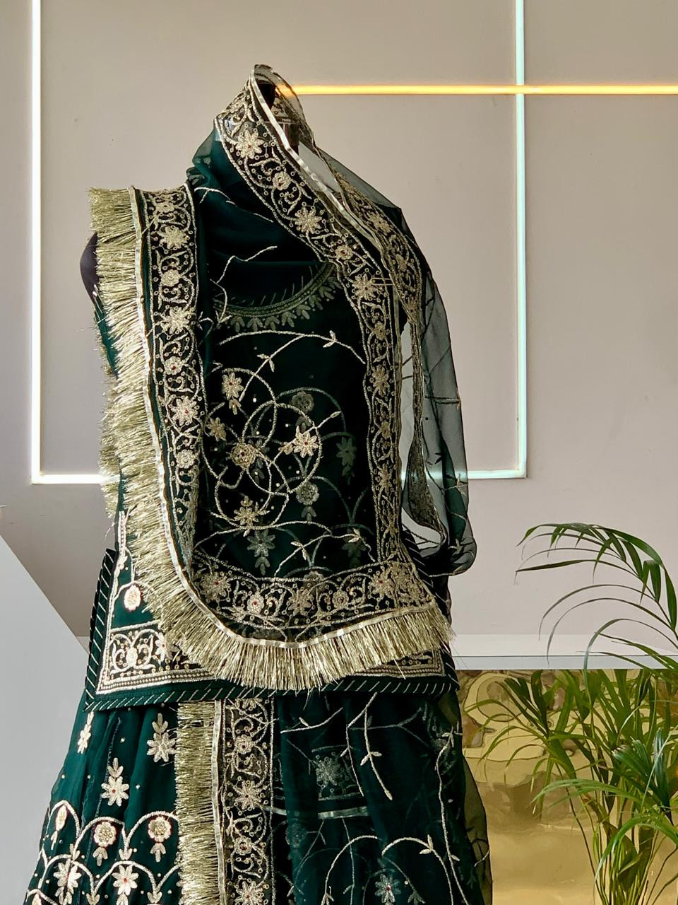 sharda poshak