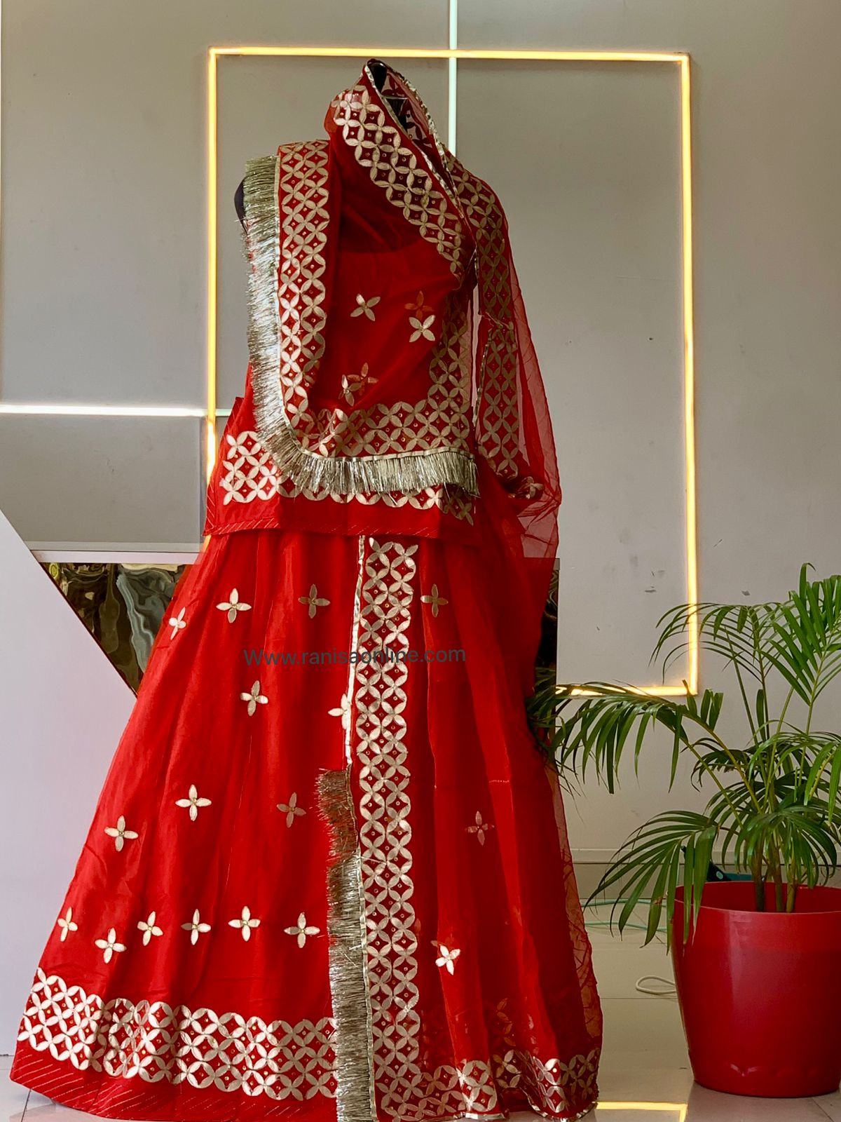 Balamji poshak