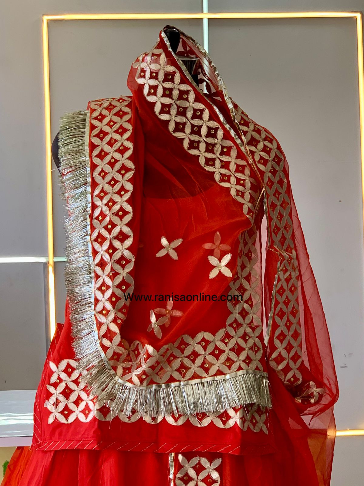 Balamji poshak