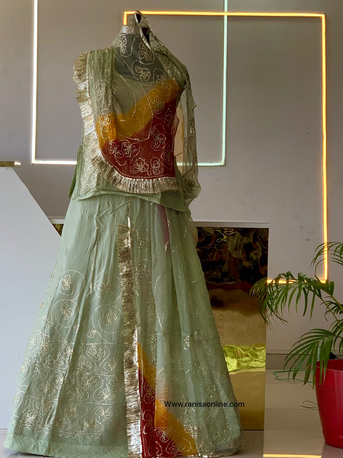Gulband poshak