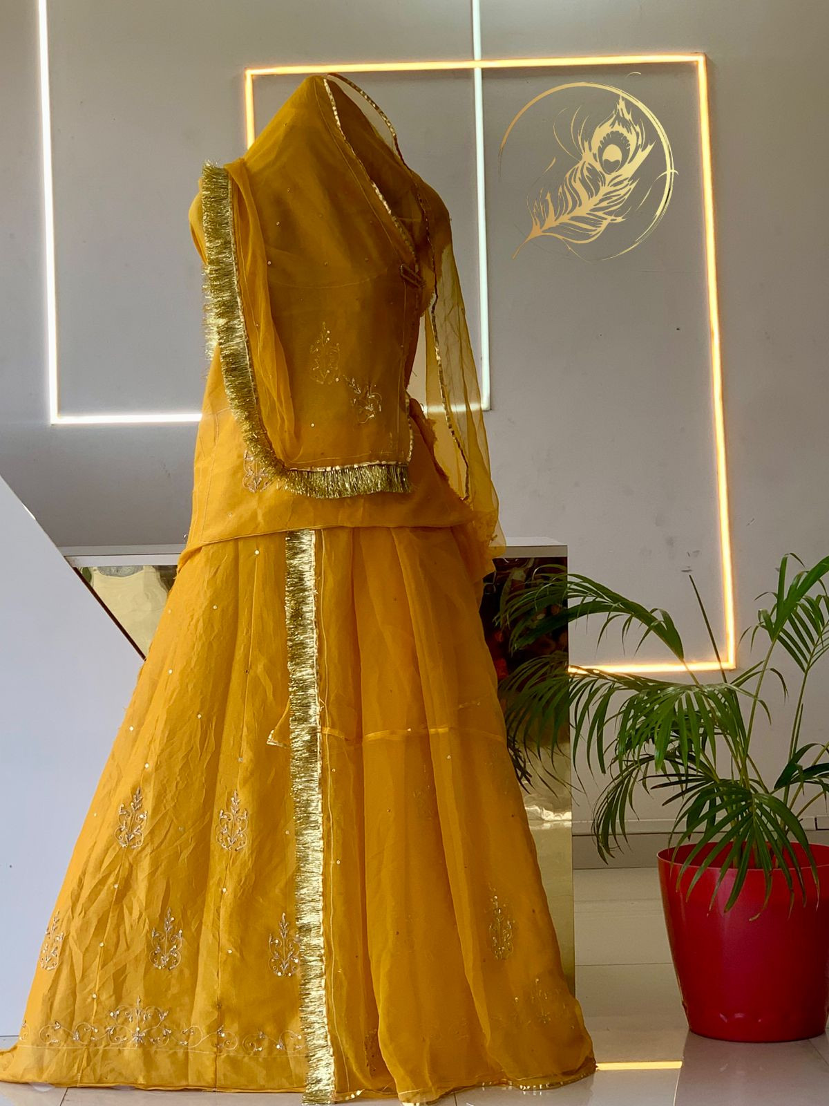 Yuwati Poshak