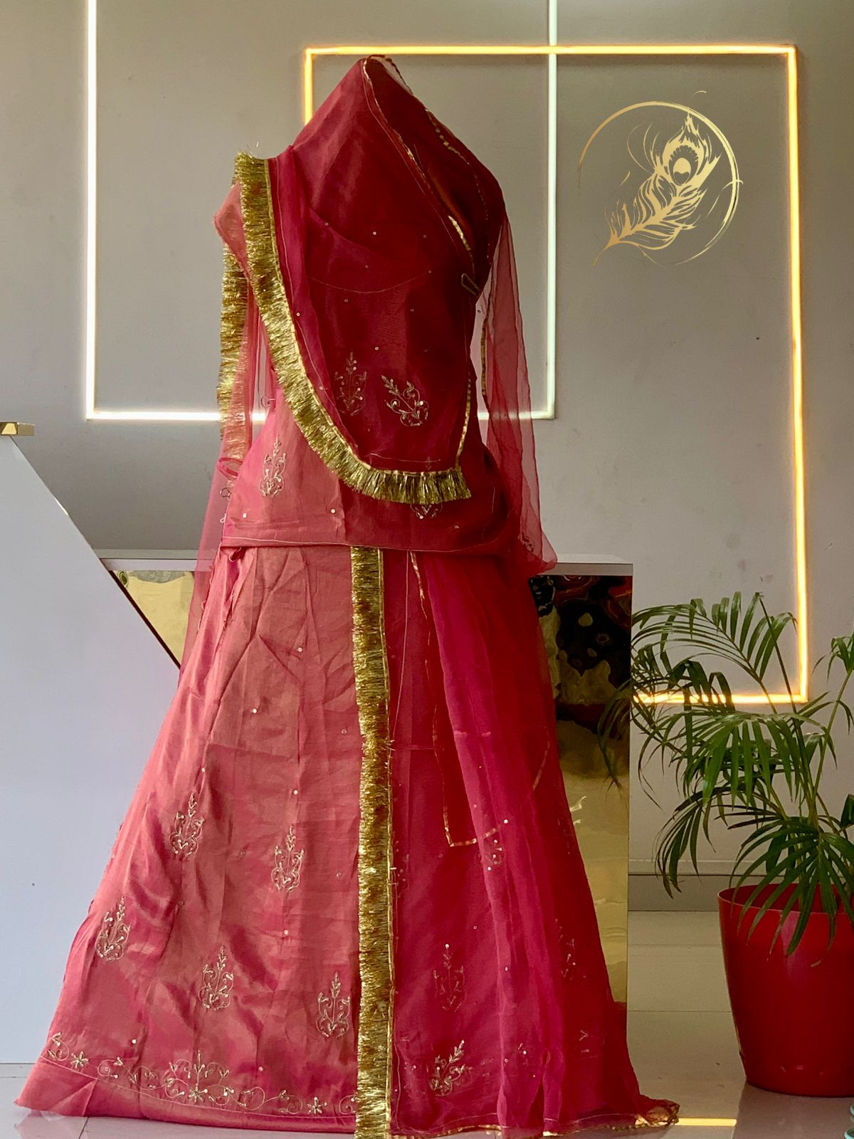 yuwati poshak