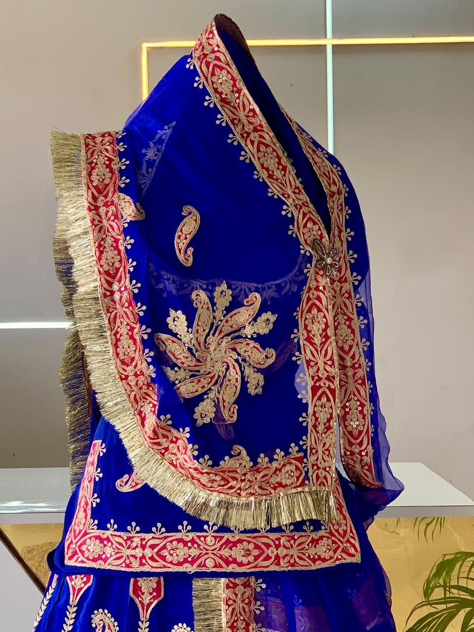SIKHA POSHAK