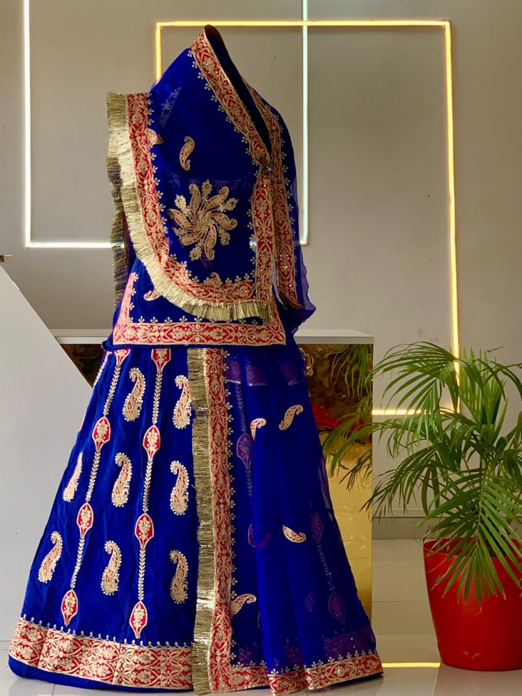 Image of SIKHA POSHAK