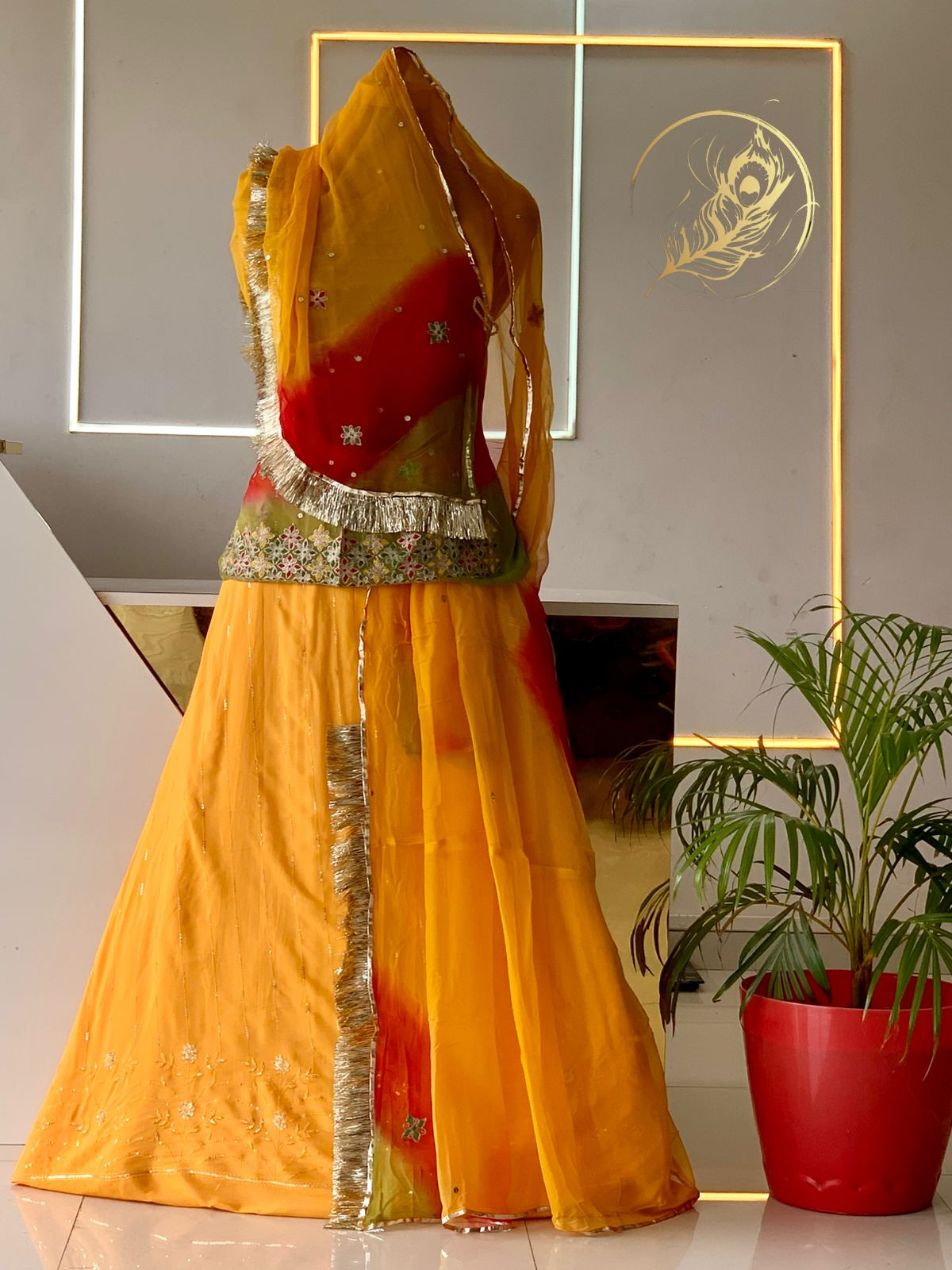 SARSWATI POSHAK