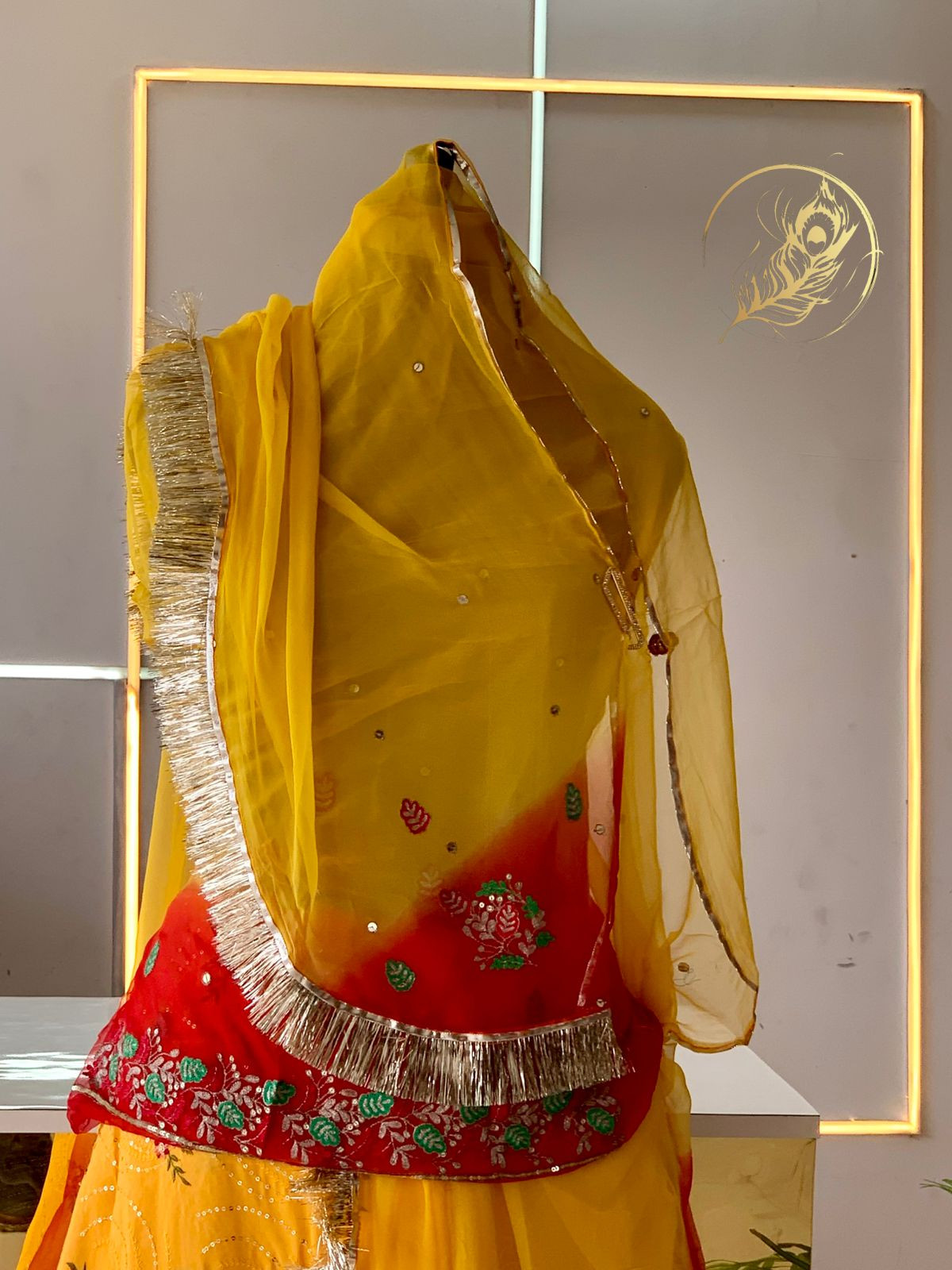SARSWATI POSHAK
