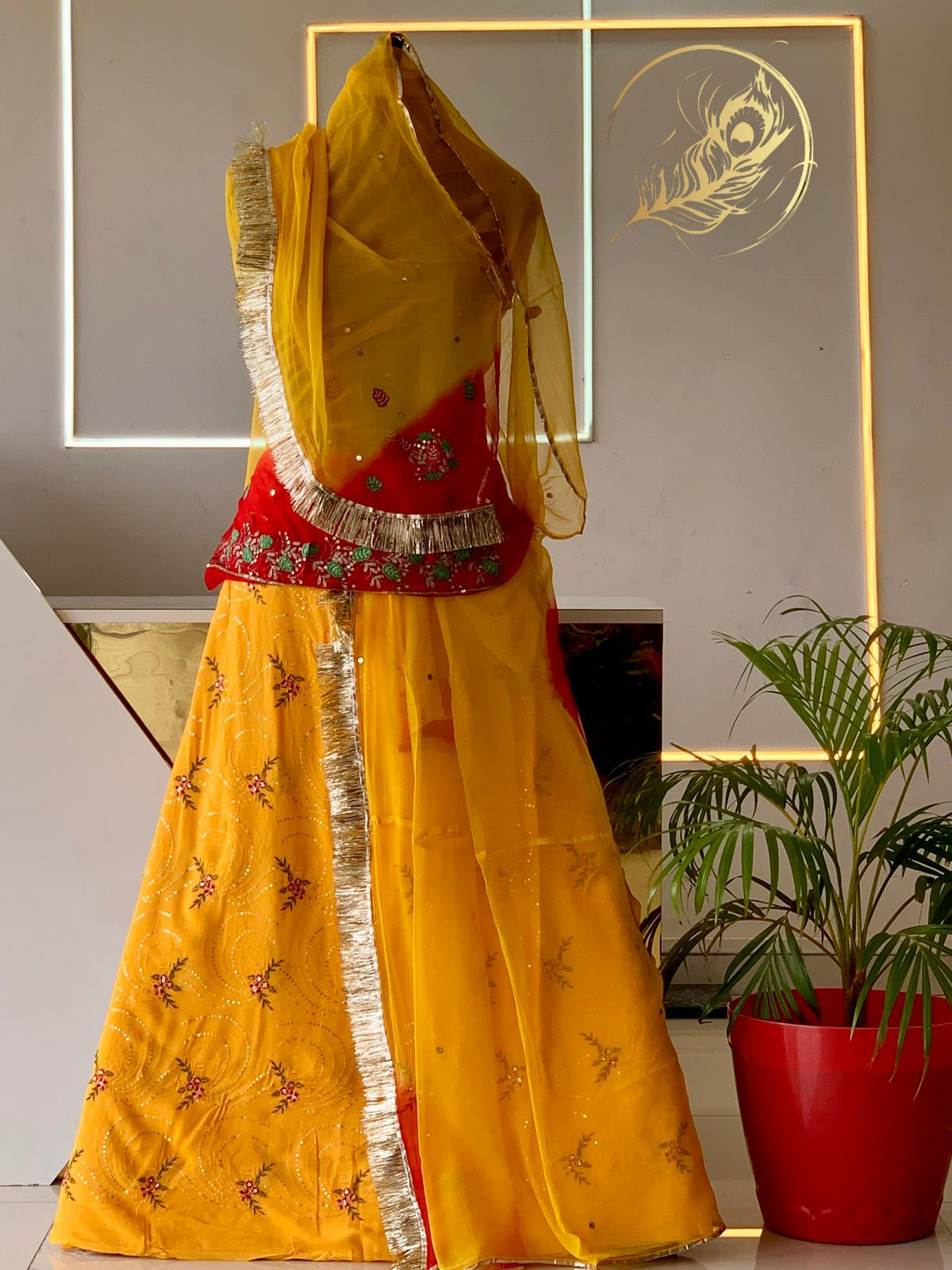 SARSWATI POSHAK