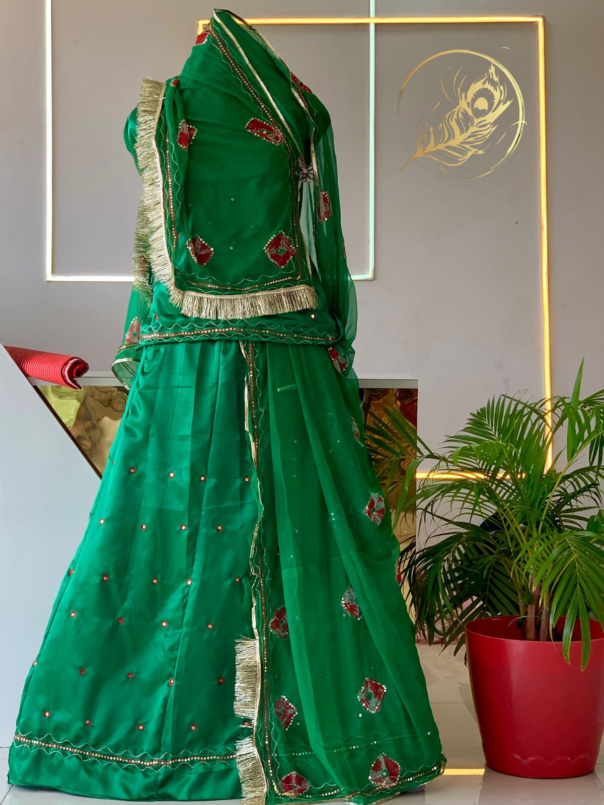 NIRALI POSHAK