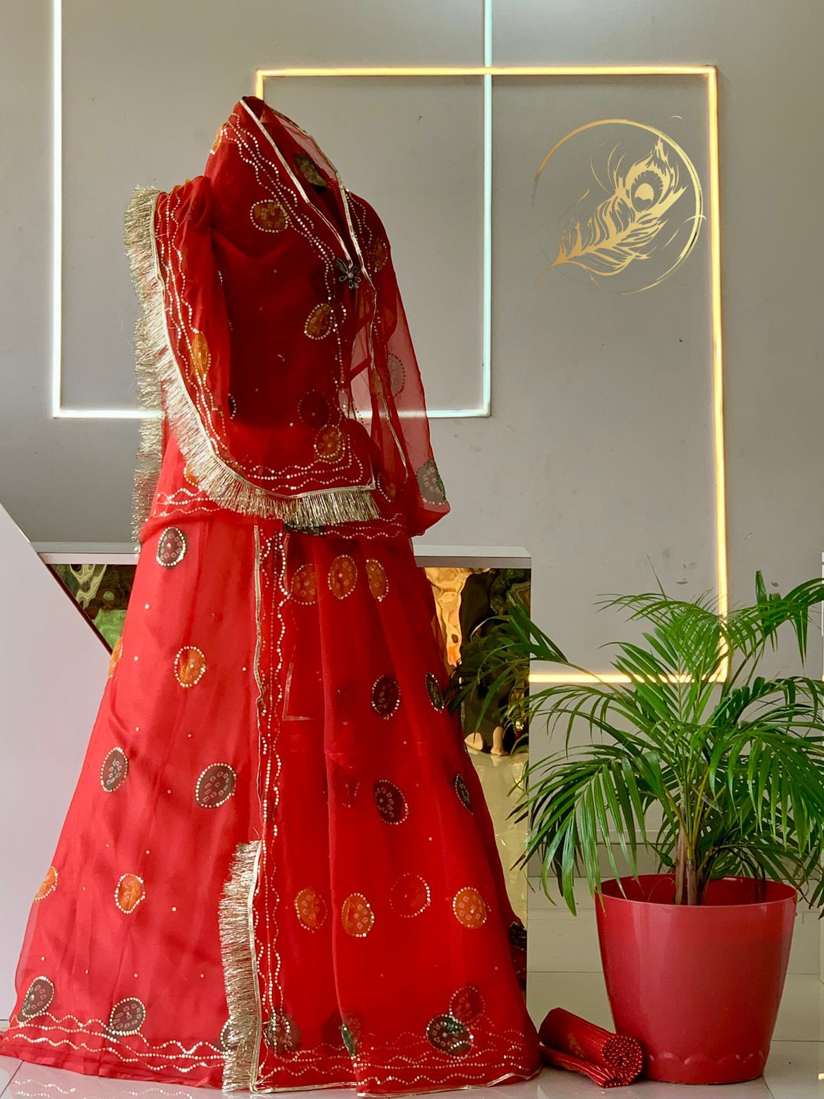 TARI  POSHAK