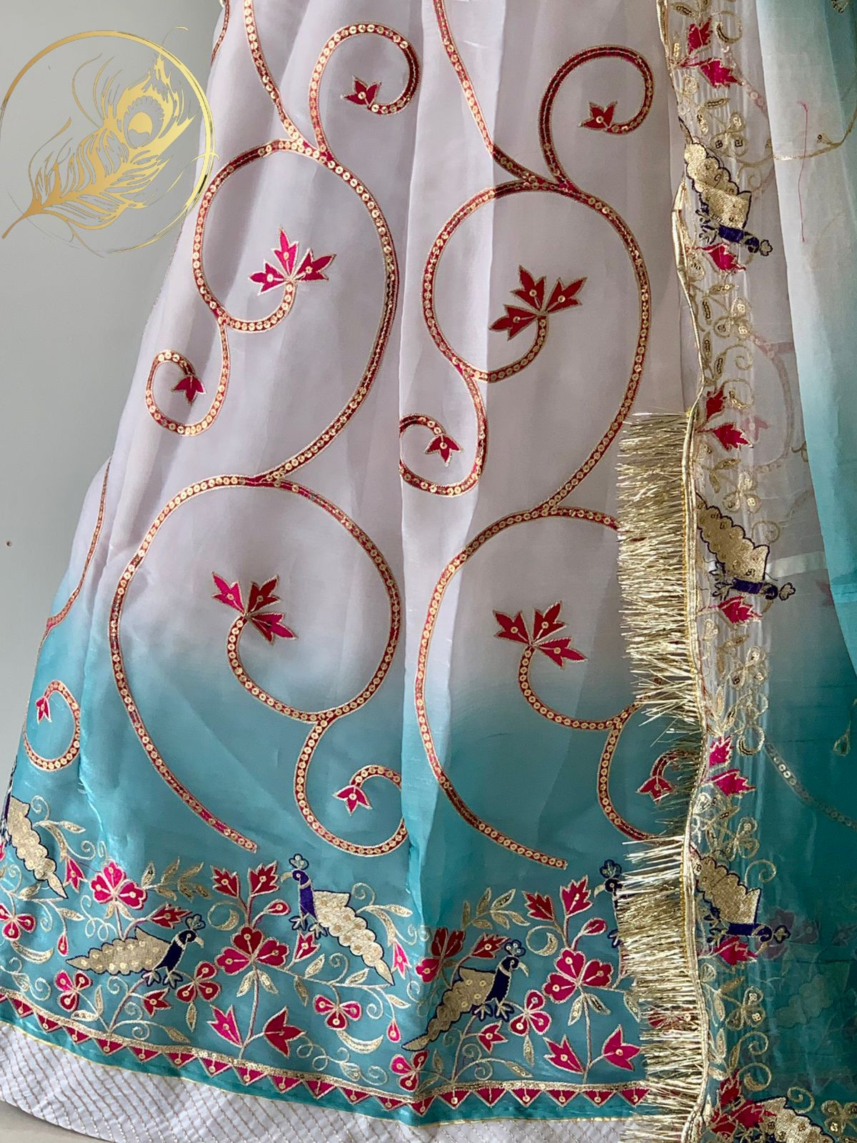 Gajban poshak