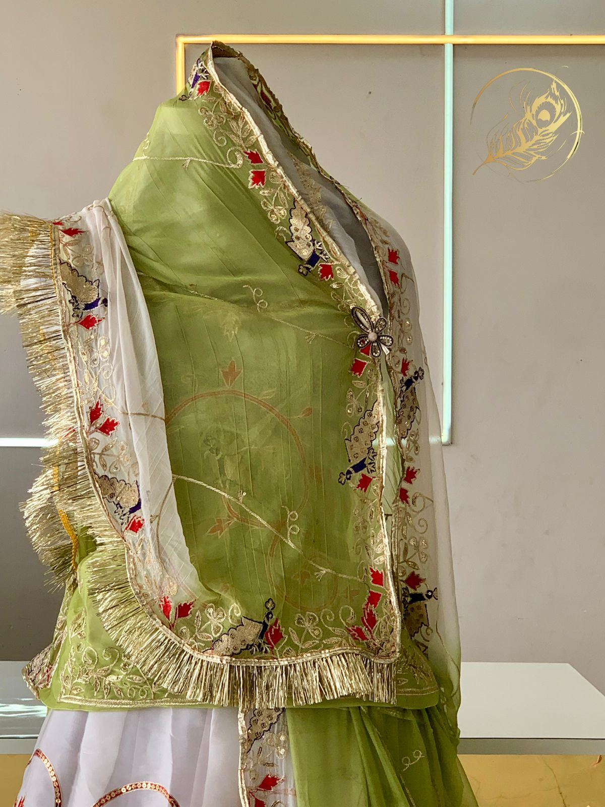 Gajban poshak