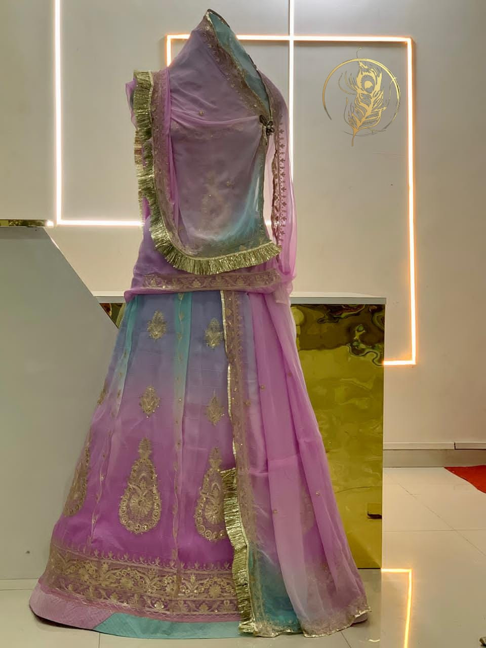 Rooprani poshak
