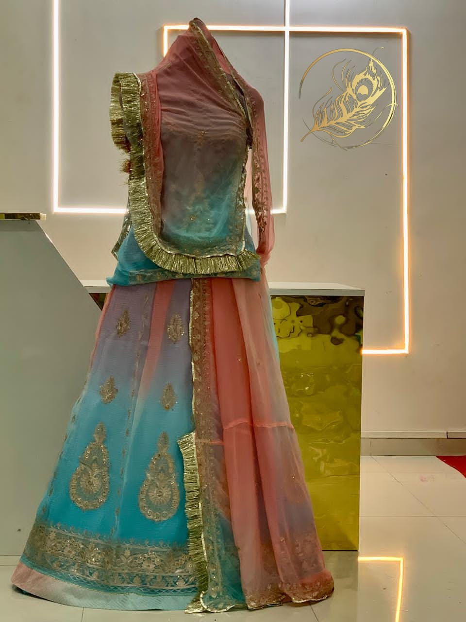 Rooprani poshak
