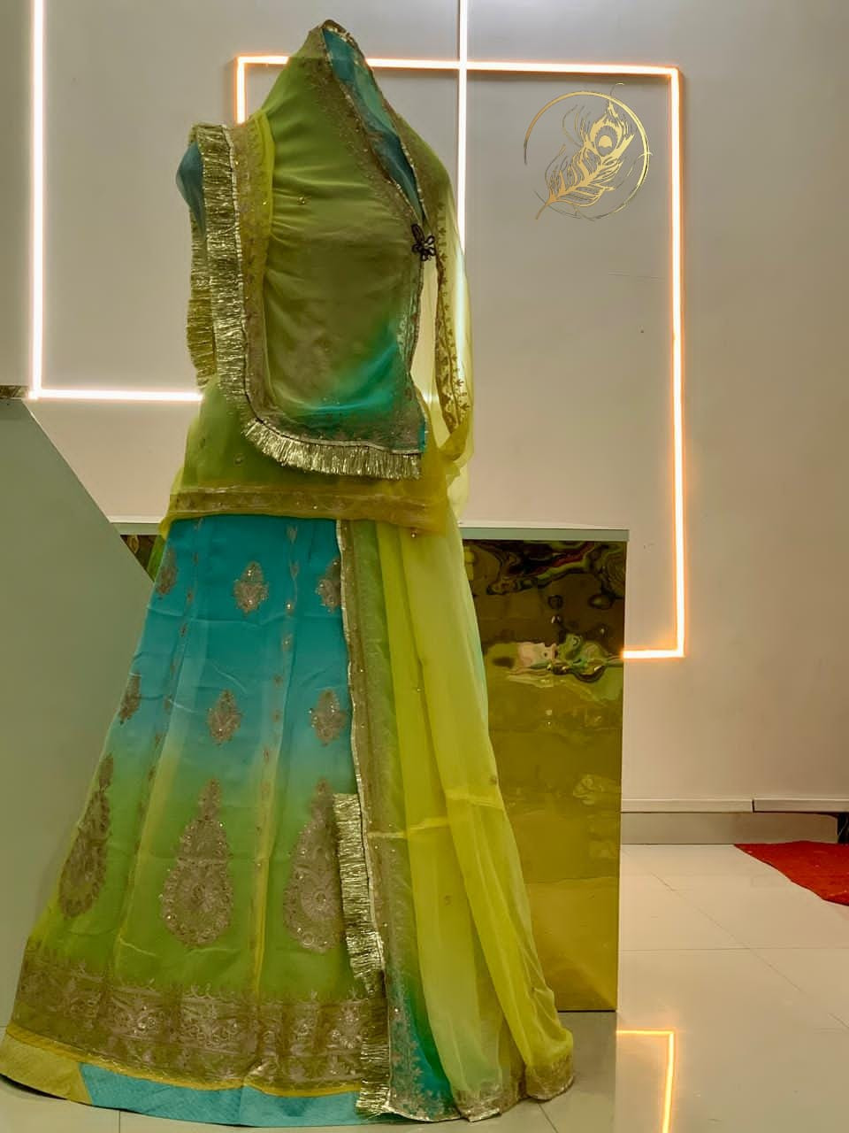 Rooprani poshak