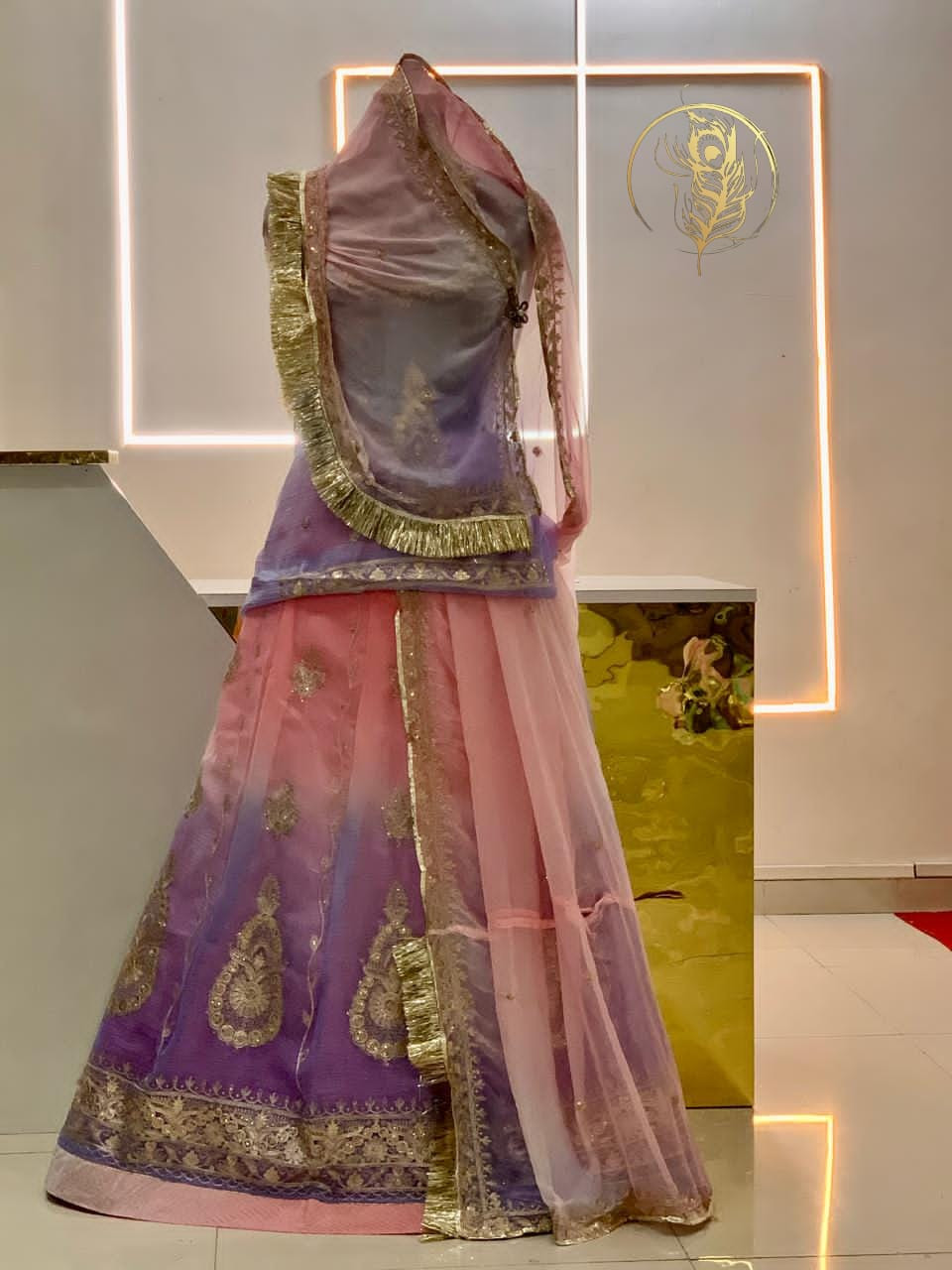 Rooprani poshak