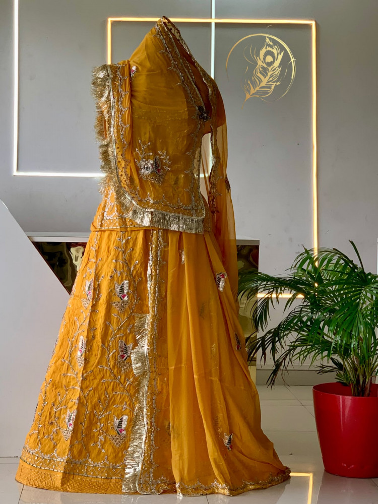 Image of TITLI POSHAK