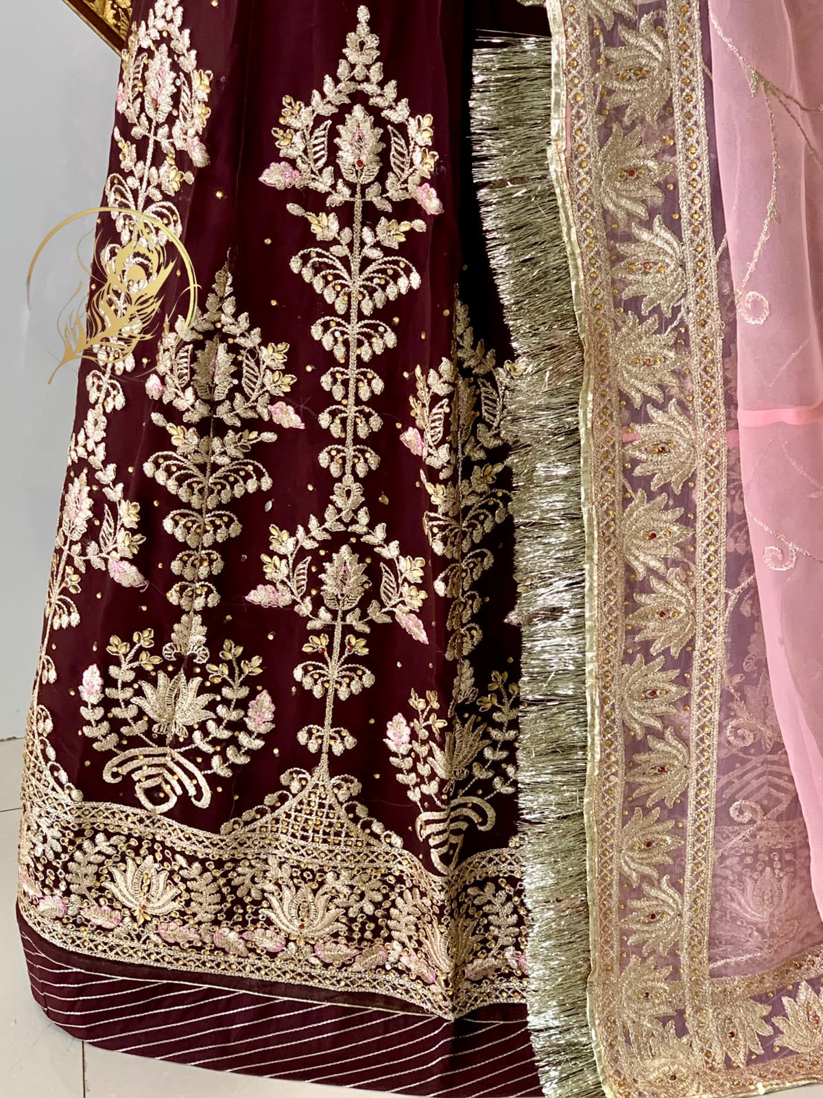 LOTUS POSHAK