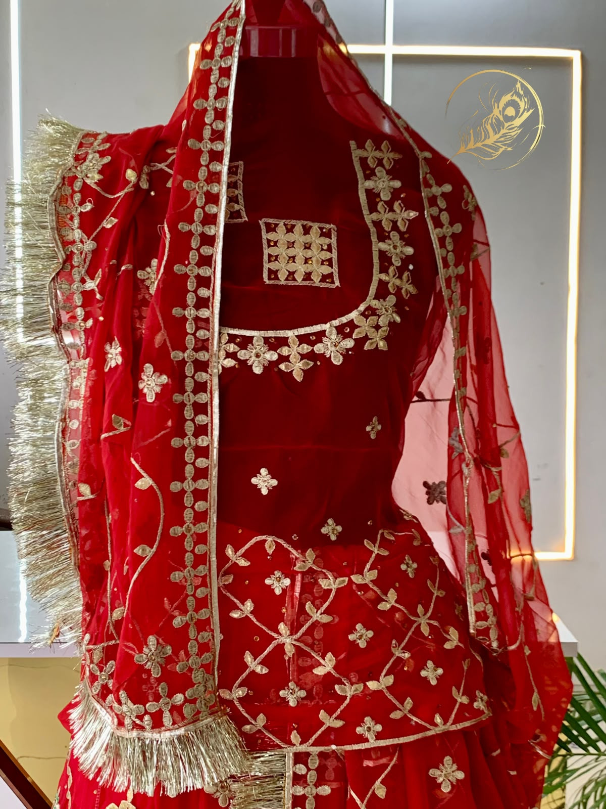 noor poshak