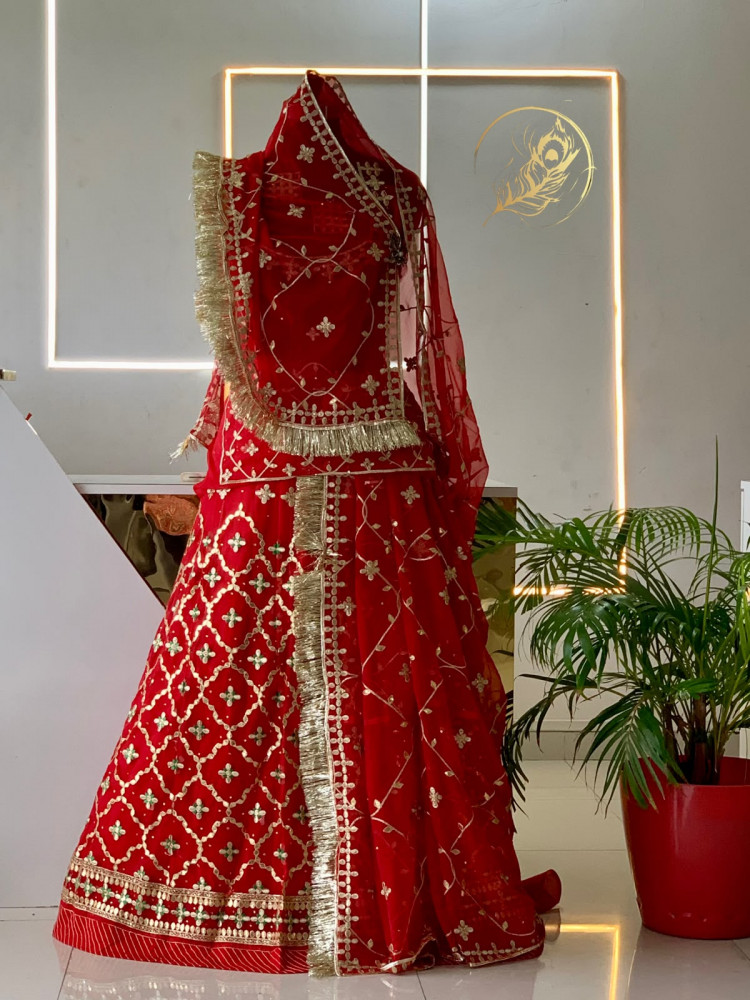 Image of noor   poshak