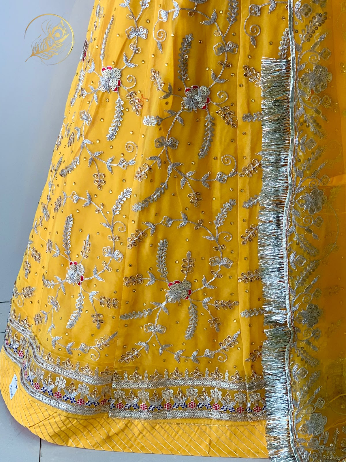 sarika poshak