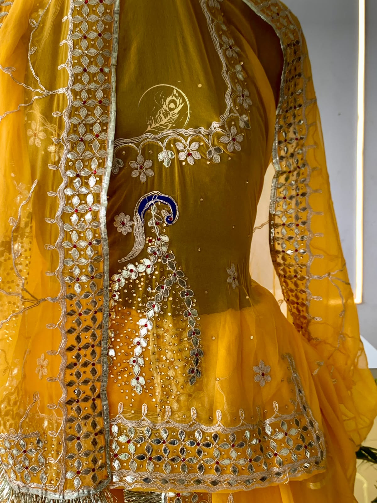 honey poshak