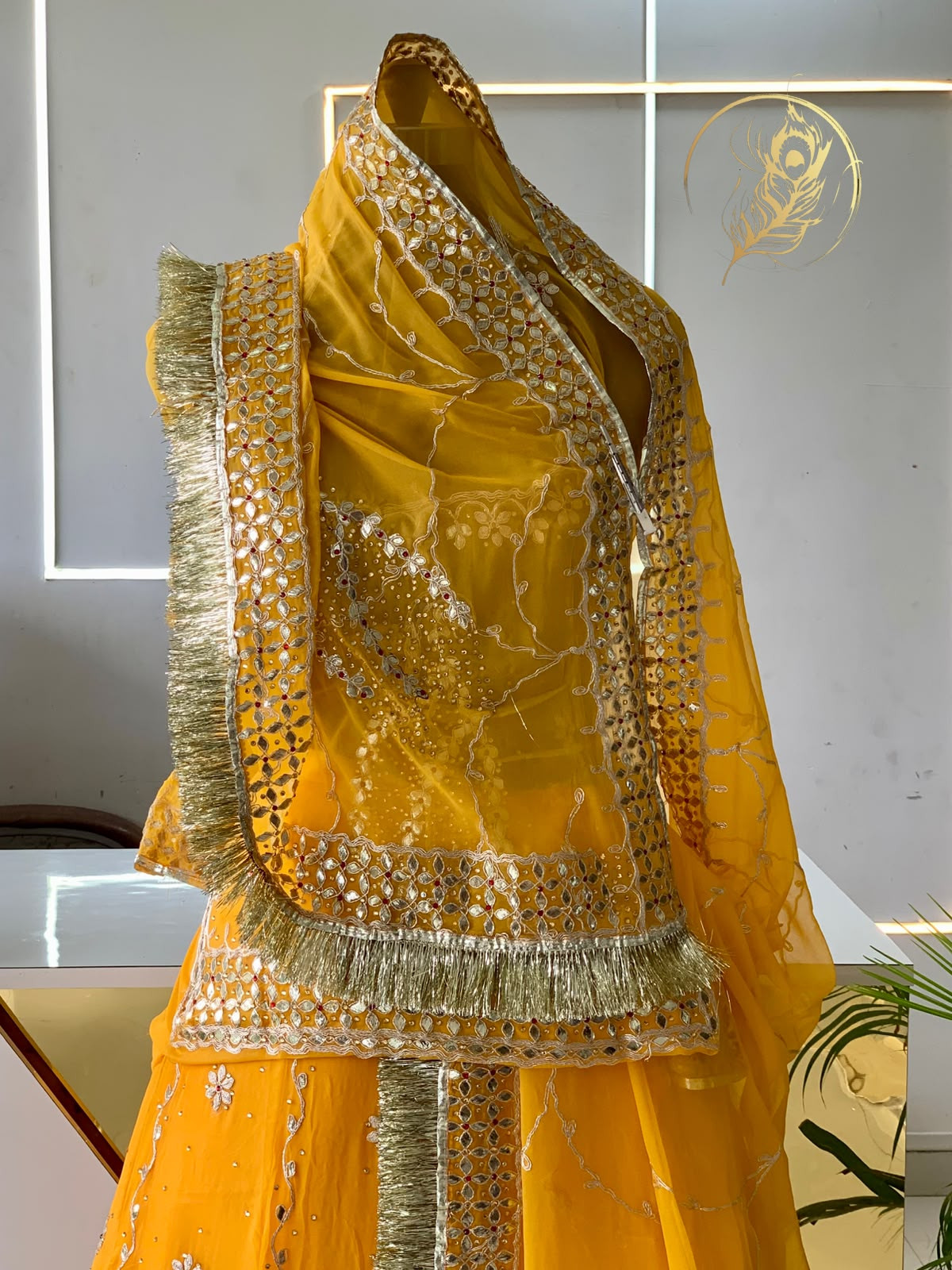 honey poshak