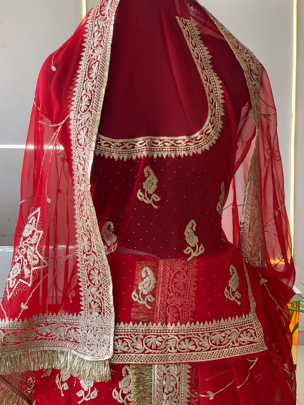 TARA POSHAK