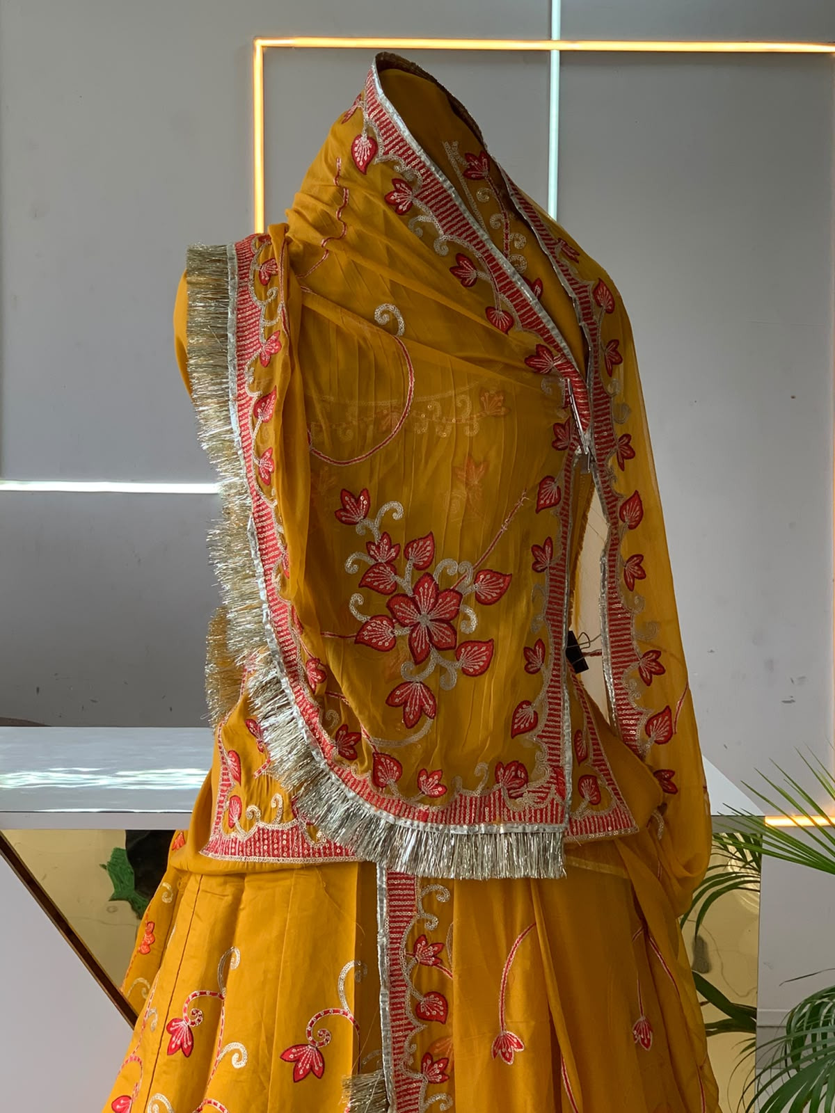 FULBAHAR POSHAK
