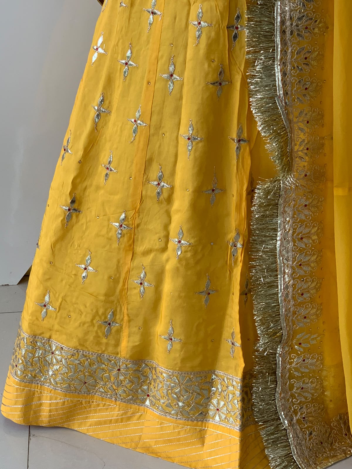 vaani poshak