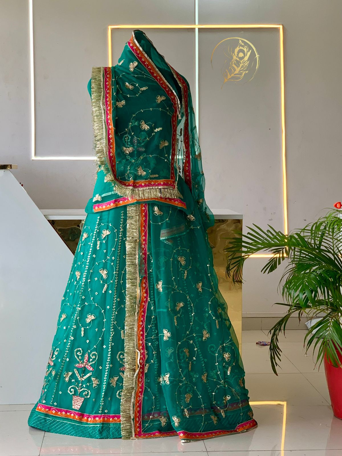 TULIP POSHAK