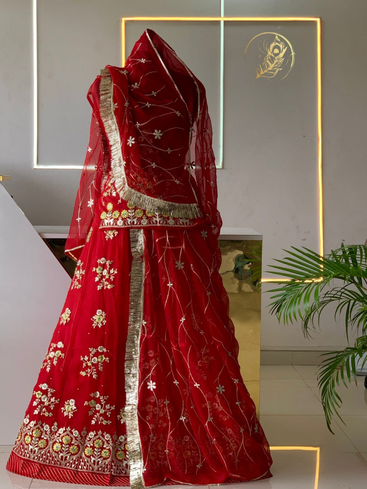 Image of vedika poshak