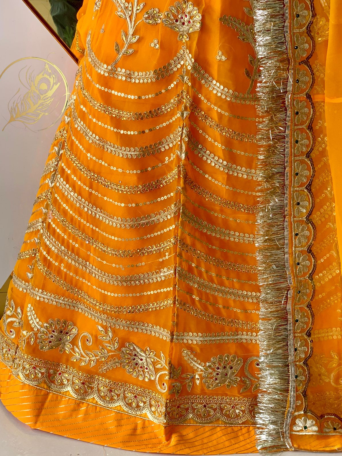 swaraa poshak