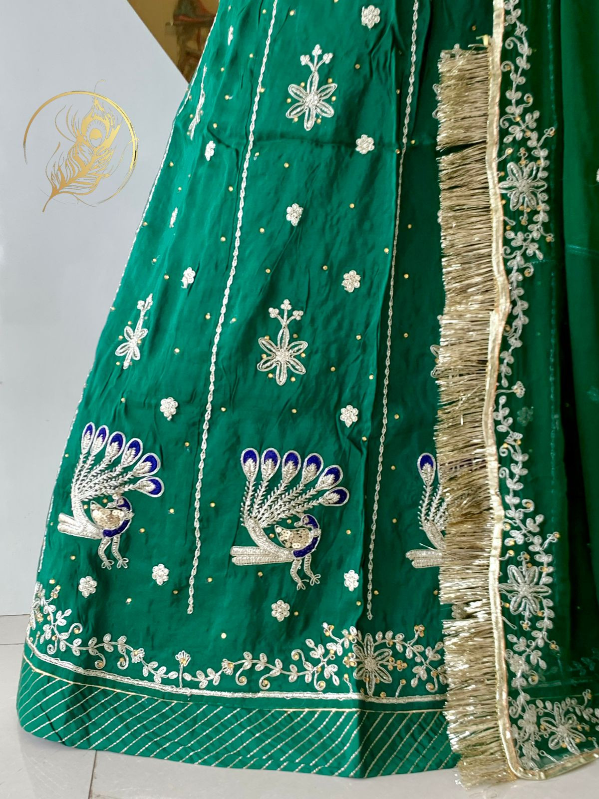 mayuri poshak