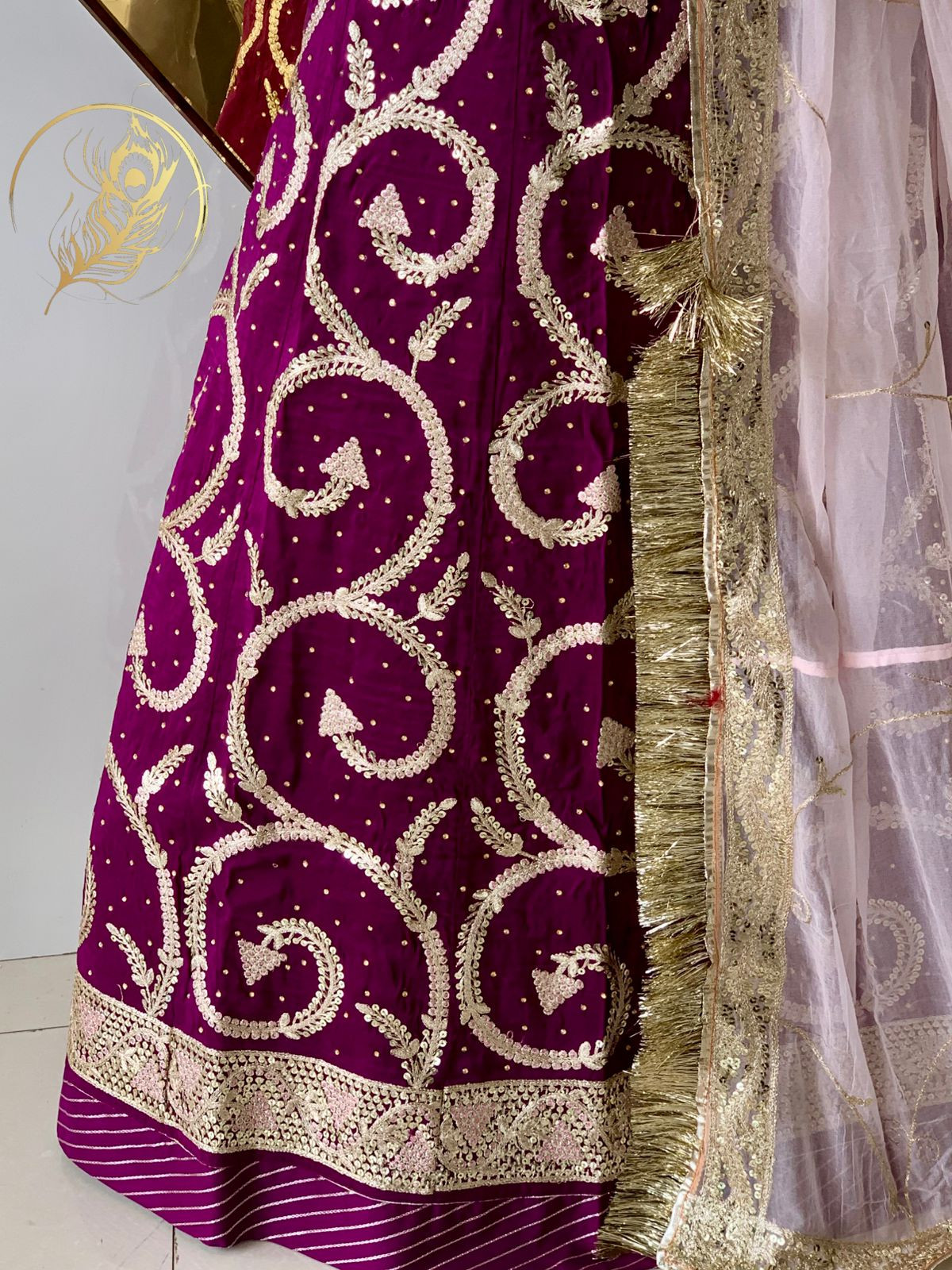 charu poshak