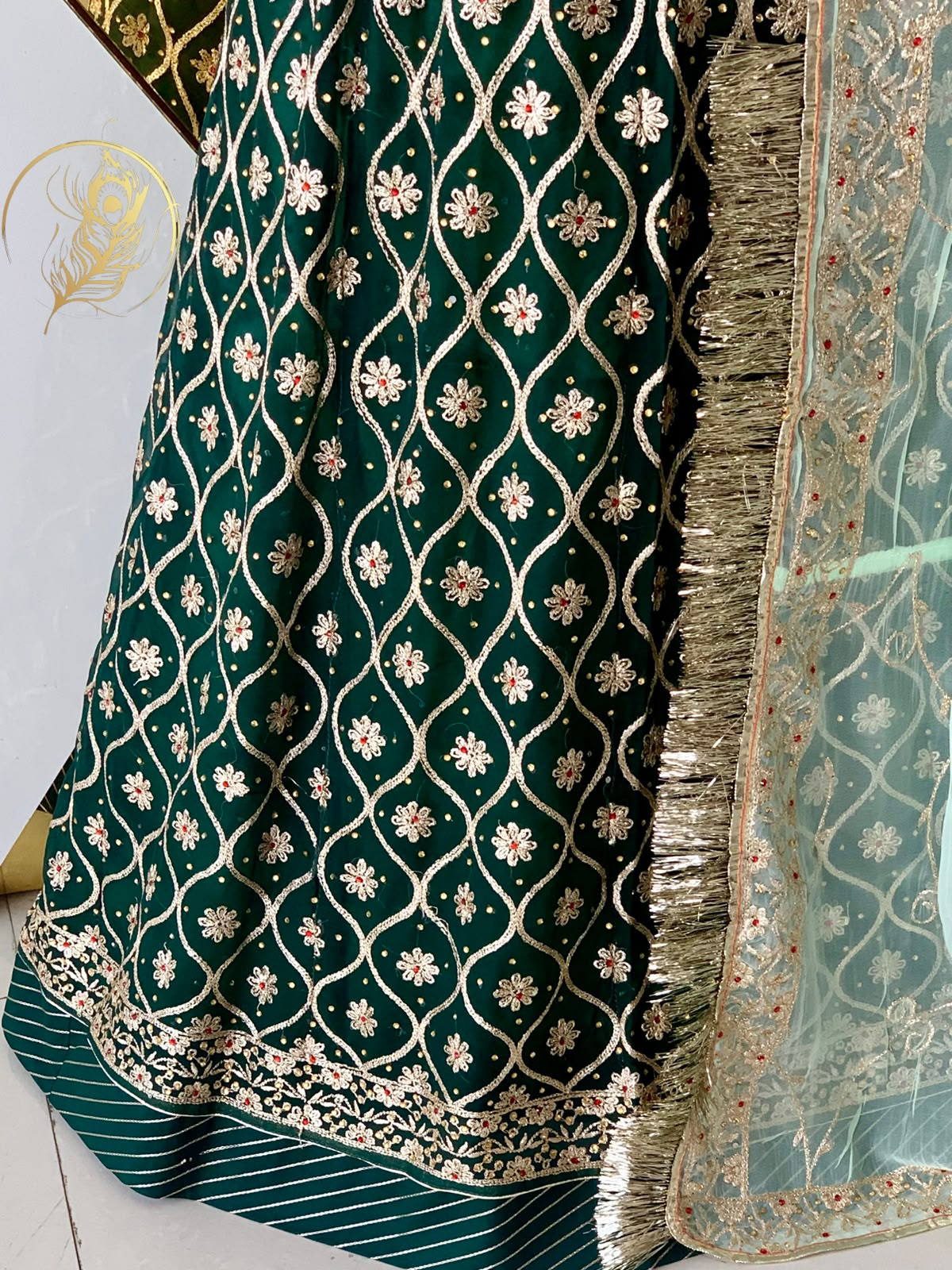 pritika poshak