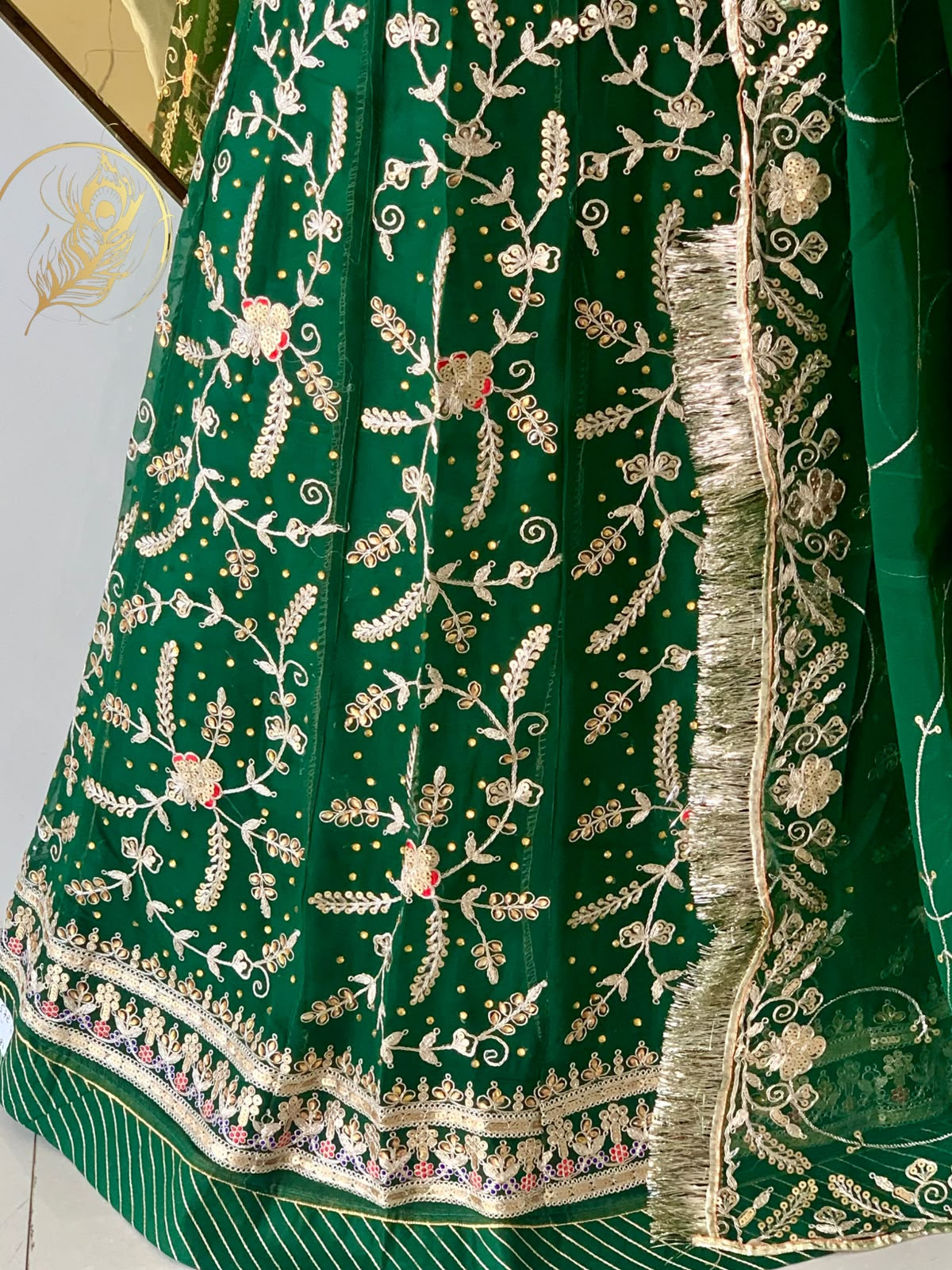 sarika poshak