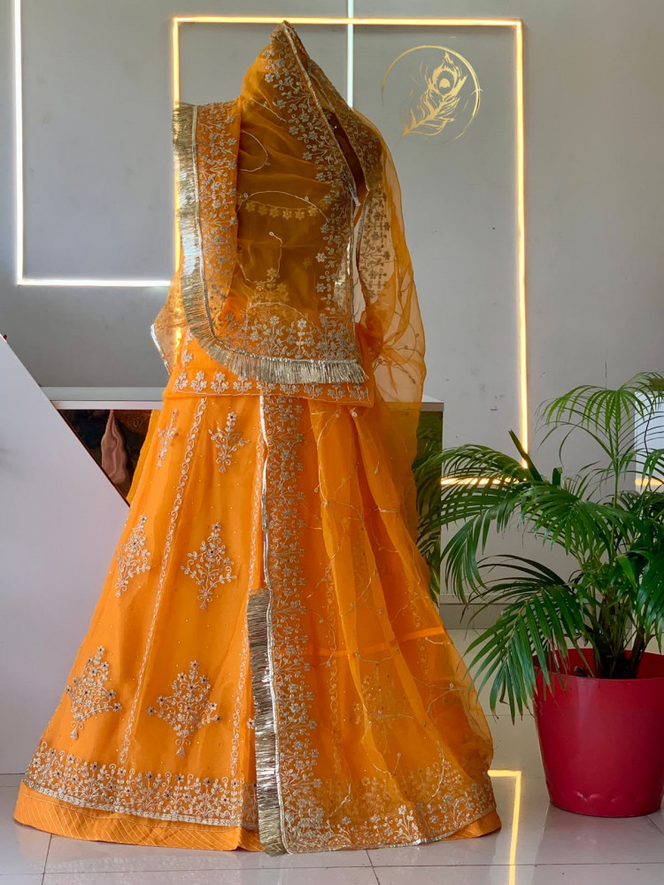 Image of DIYA POSHAK