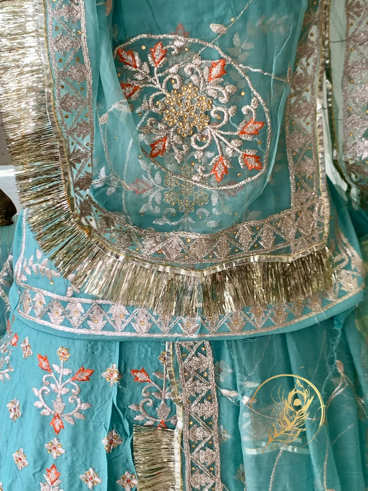 SUHANA POSHAK