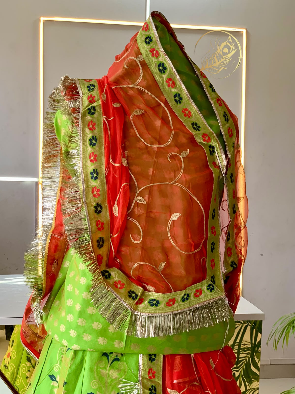 BANARASI POSHAK