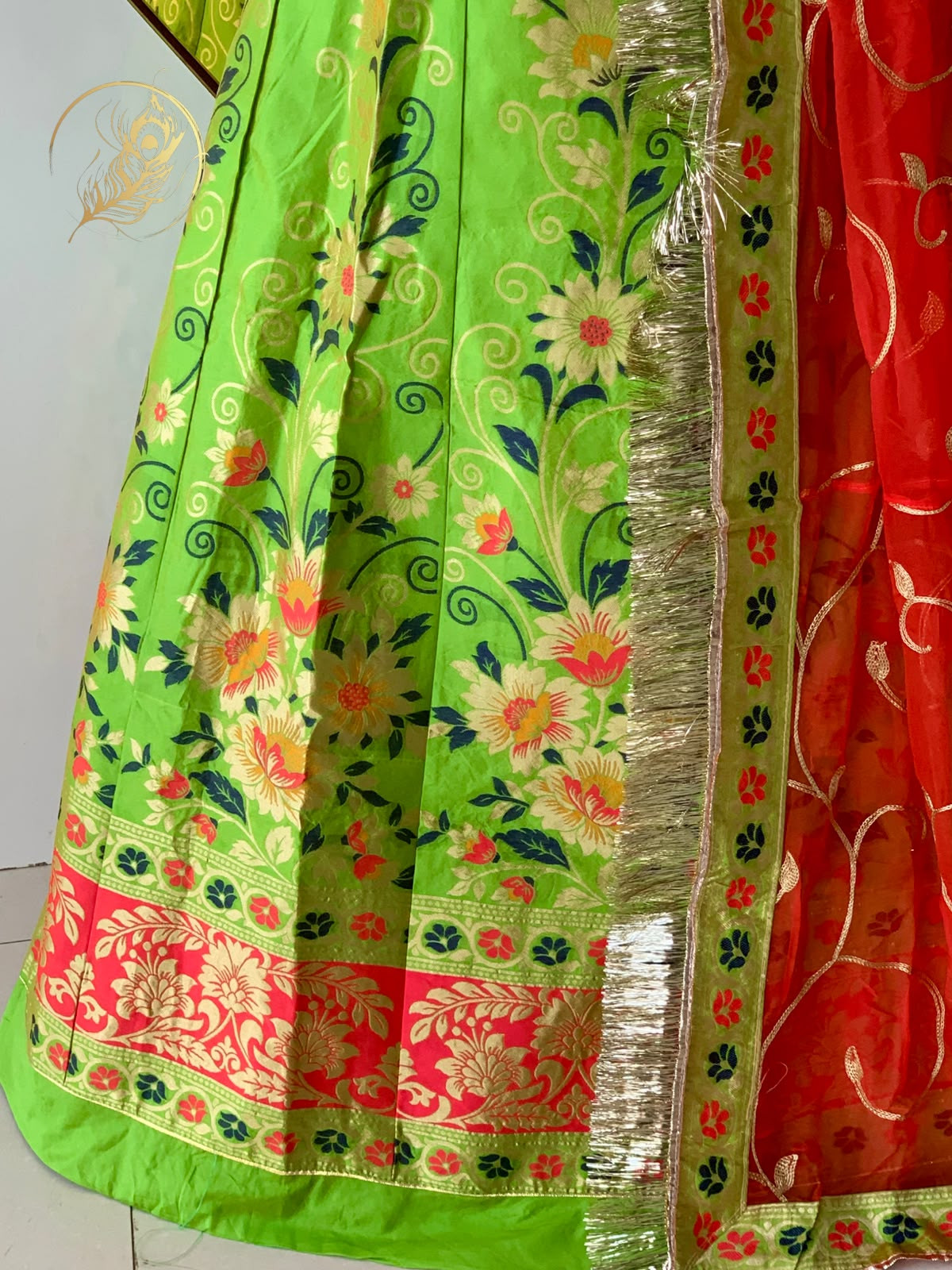 BANARASI POSHAK