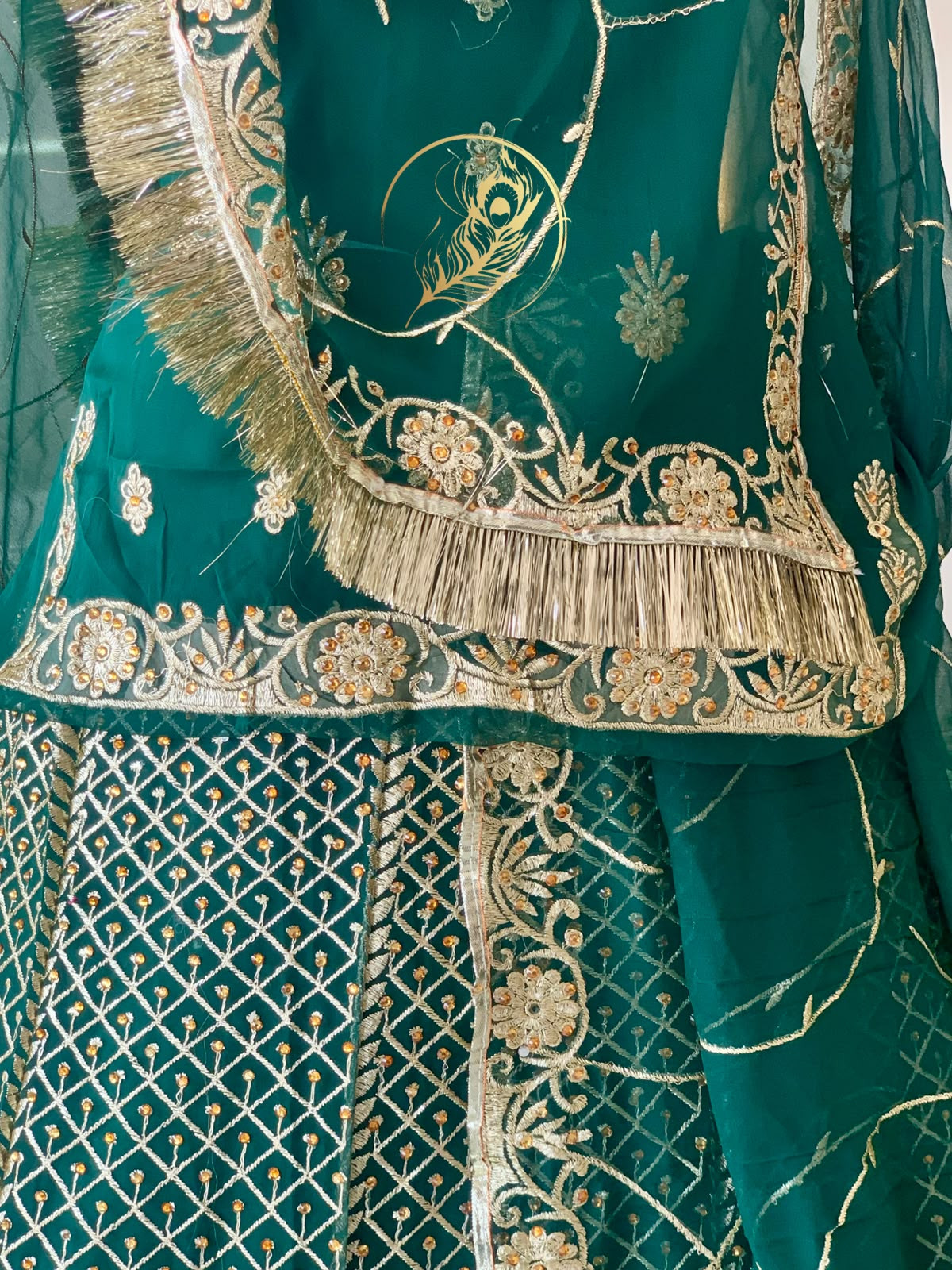 SIYA POSHAK