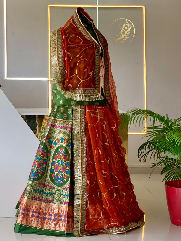 Image of BANARASI POSHAK