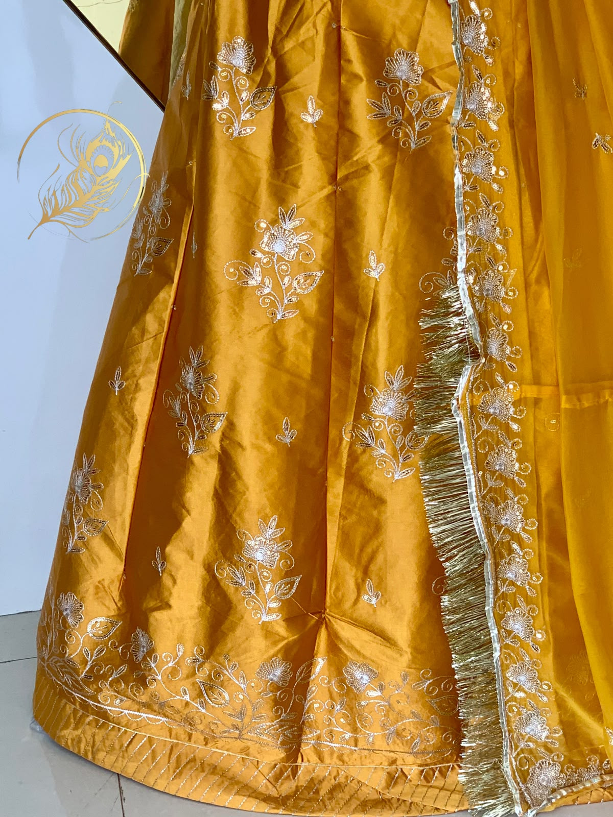 SATIN POSHAK